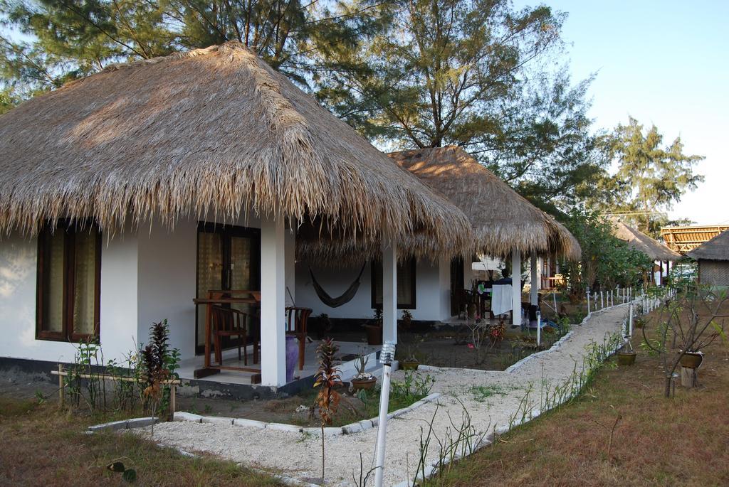 Star Bar And Bungalows Gili Air Cameră foto
