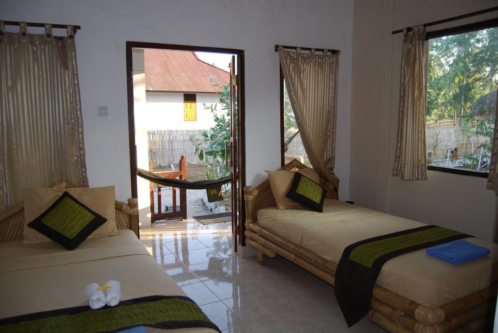 Star Bar And Bungalows Gili Air Cameră foto