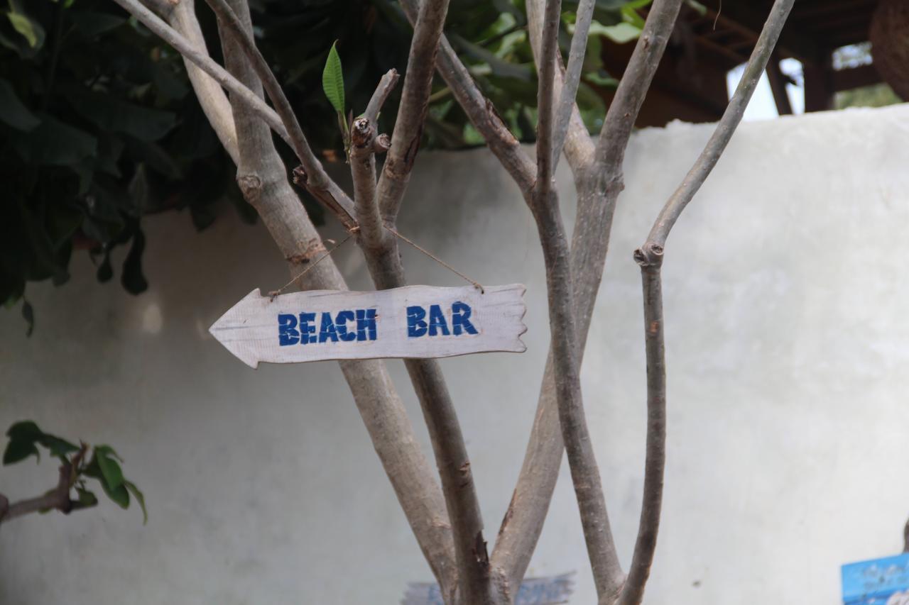 Star Bar And Bungalows Gili Air Exterior foto