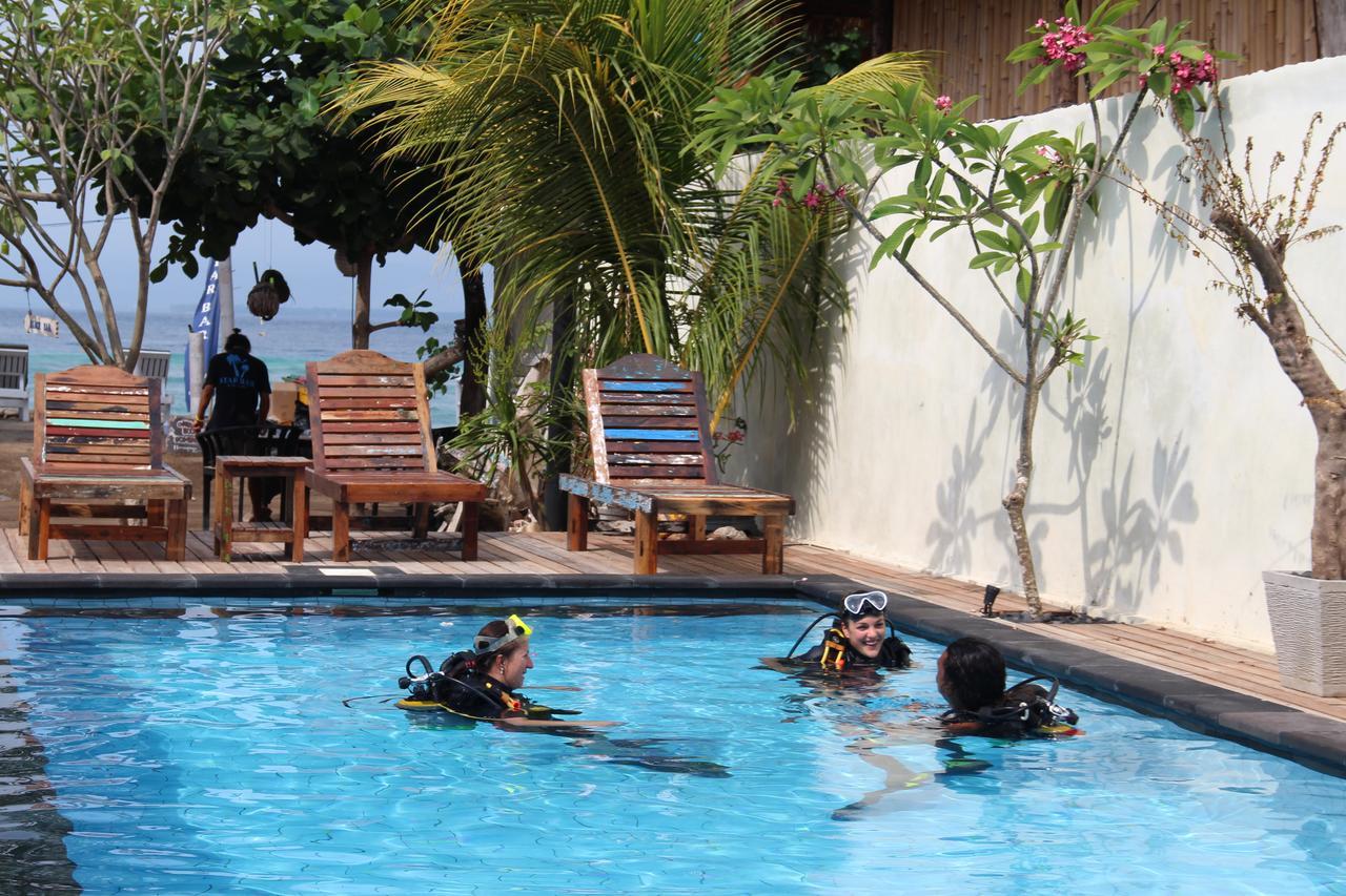 Star Bar And Bungalows Gili Air Exterior foto