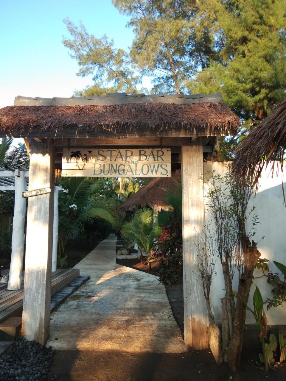 Star Bar And Bungalows Gili Air Exterior foto